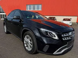 Nachtschwarz Gebraucht 2019 Mercedes GLA180 SUV | 13.700 € (Guter Preis)