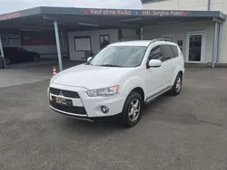 Weiß Gebraucht 2011 Mitsubishi Outlander SUV | 5.999 € (Fairer Preis)