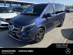 Sodalithblau met. Gebraucht 2023 Mercedes V300 AMG Van / Kleinbus | 72.850 € (Teuer)