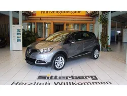 Grau Gebraucht 2016 Renault Captur Intens SUV | 10.300 € (Fairer Preis)