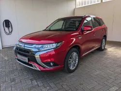 Dynamikrotmetallic Gebraucht 2020 Mitsubishi Outlander P-HEV Diamant Edition SUV | 20.990 € (Superpreis)