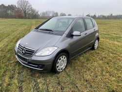 Grau Gebraucht 2008 Mercedes A150 Kleinwagen | 4.900 € (Teuer)