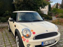 Beige Gebraucht 2009 Mini ONE Kleinwagen | 4.990 € (Etwas zu teuer)