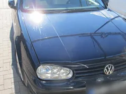 Blau Gebraucht 1999 VW Golf IV Kleinwagen | 1.900 € (Fairer Preis)