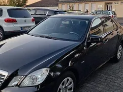 Schwarz Gebraucht 2011 Mercedes E200 Limousine | 8.100 € (Guter Preis)