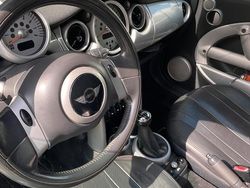 Schwarz Gebraucht 2002 Mini Cooper Kleinwagen | 1.600 €