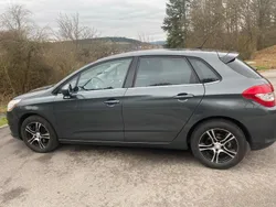 Grün Gebraucht 2012 Citroën C4 Kombi | 3.000 € (Fairer Preis)