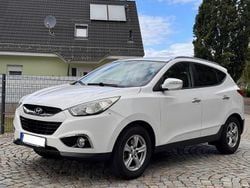 Weiß Gebraucht 2011 Hyundai ix35 SUV | 8.300 € (Fairer Preis)