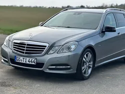 Grau Gebraucht 2011 Mercedes E200 Avantgarde Kombi | 8.990 € (Fairer Preis)