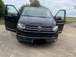Schwarz Gebraucht 2015 VW T6 Highline Van | 23.900 € (Superpreis)
