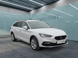 Weiß Gebraucht 2024 Seat Leon Style Van / Kleinbus | 25.440 € (Fairer Preis)
