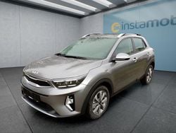 Grau Gebraucht 2024 Kia Stonic SUV | 21.699 € (Fairer Preis)
