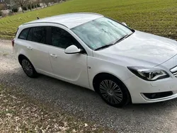 Weiß Gebraucht 2014 Opel Insignia Kombi | 5.690 € (Guter Preis)