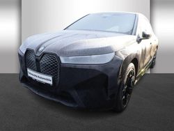 Grau Gebraucht 2023 BMW iX Sport Line SUV | 51.990 € (Etwas zu teuer)