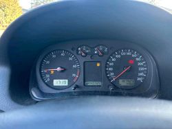 Schwarz Gebraucht 2003 VW Golf IV Kleinwagen | 1.200 € (Superpreis)