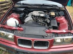 Rot Gebraucht 1995 BMW 316 Limousine | 1.500 €