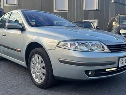 Silber Gebraucht 2003 Renault Laguna II Authentique Limousine | 4.799 € (Teuer)
