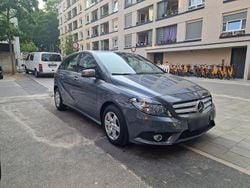 Silber Gebraucht 2012 Mercedes B180 Van / Kleinbus | 10.200 € (Fairer Preis)