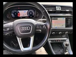 Grau Gebraucht 2019 Audi Q3 SUV | 23.600 € (Fairer Preis)