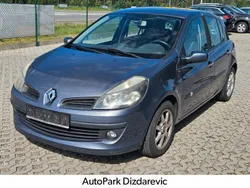 Blau Gebraucht 2008 Renault Clio III Dynamique Limousine | 1.690 € (Guter Preis)