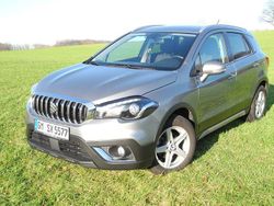 Grau Gebraucht 2017 Suzuki SX4 SUV | 10.700 €