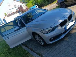 Silber Gebraucht 2017 BMW 318 Kombi | 12.500 € (Fairer Preis)