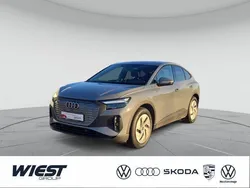 Kieselgrau Gebraucht 2022 Audi Q4 Sportback e-tron Comfort SUV | 26.480 € (Superpreis)