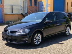 Schwarz Gebraucht 2015 VW Golf LOUNGE Limousine | 8.800 € (Guter Preis)