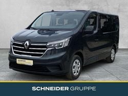 Kometengrau Gebraucht 2023 Renault Trafic Life Van | 33.890 € (Superpreis)