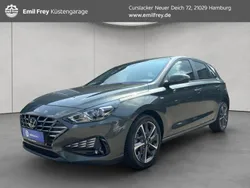 Grau Gebraucht 2023 Hyundai i30 Trend Limousine | 17.730 € (Fairer Preis)