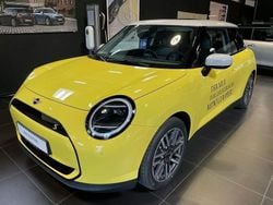 Sunny side yellow Gebraucht 2024 Mini Cooper SE Kleinwagen | 32.999 € (Fairer Preis)