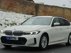 Weiß Gebraucht 2023 BMW 320 M Sport Kombi | 33.800 € (Superpreis)