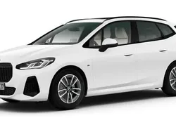 Weiß Gebraucht 2024 BMW 223 Active Tourer Luxury Line Van / Kleinbus | 46.708 €