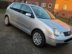 Silber Gebraucht 2003 VW Polo Comfortline Kleinwagen | 2.000 € (Fairer Preis)