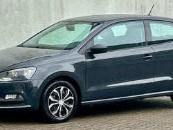 Grau Gebraucht 2016 VW Polo Trendline Kleinwagen | 5.925 € (Guter Preis)