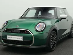 Grün Gebraucht 2024 Mini Cooper S Favoured Kleinwagen | 28.992 € (Superpreis)