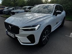 Platinum grey metallic Gebraucht 2023 Volvo XC60 Plus SUV | 38.690 € (Superpreis)