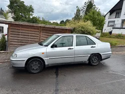 Silber Gebraucht 1996 Seat Toledo Limousine | 650 €
