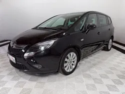 Schwarz Gebraucht 2015 Opel Zafira Tourer Van / Kleinbus | 7.999 € (Guter Preis)