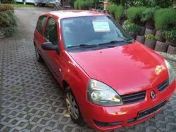 Rot Gebraucht 2008 Renault Clio II Campus Limousine | 2.800 € (Etwas zu teuer)
