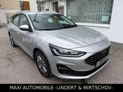 Polarsilber metallic Gebraucht 2022 Ford Focus Titanium Kombi | 16.990 € (Guter Preis)