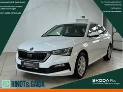 Weiss Gebraucht 2021 Skoda Scala Ambition Kleinwagen | 16.990 € (Etwas zu teuer)
