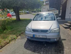 Silber Gebraucht 2002 Opel Astra Kleinwagen | 1.000 € (Guter Preis)