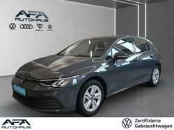 Grau Gebraucht 2024 VW Golf VIII Life Limousine | 23.518 € (Fairer Preis)