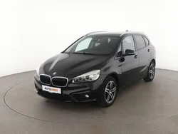 Schwarz Gebraucht 2017 BMW 218 Active Tourer Sport Line Van / Kleinbus | 14.660 € (Fairer Preis)