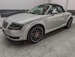 Silber Gebraucht 2000 Audi TT Roadster Sport Cabrio | 7.995 € (Guter Preis)