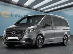 Grau Gebraucht 2025 Mercedes V250 Van / Kleinbus | 94.899 €