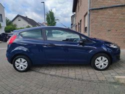 Blau Gebraucht 2017 Ford Fiesta Ambiente Kleinwagen | 6.300 € (Fairer Preis)