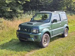 Grün Gebraucht 2013 Suzuki Jimny Style SUV | 7.000 € (Superpreis)