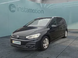 Schwarz Gebraucht 2024 VW Touran R-line Van / Kleinbus | 37.990 € (Fairer Preis)